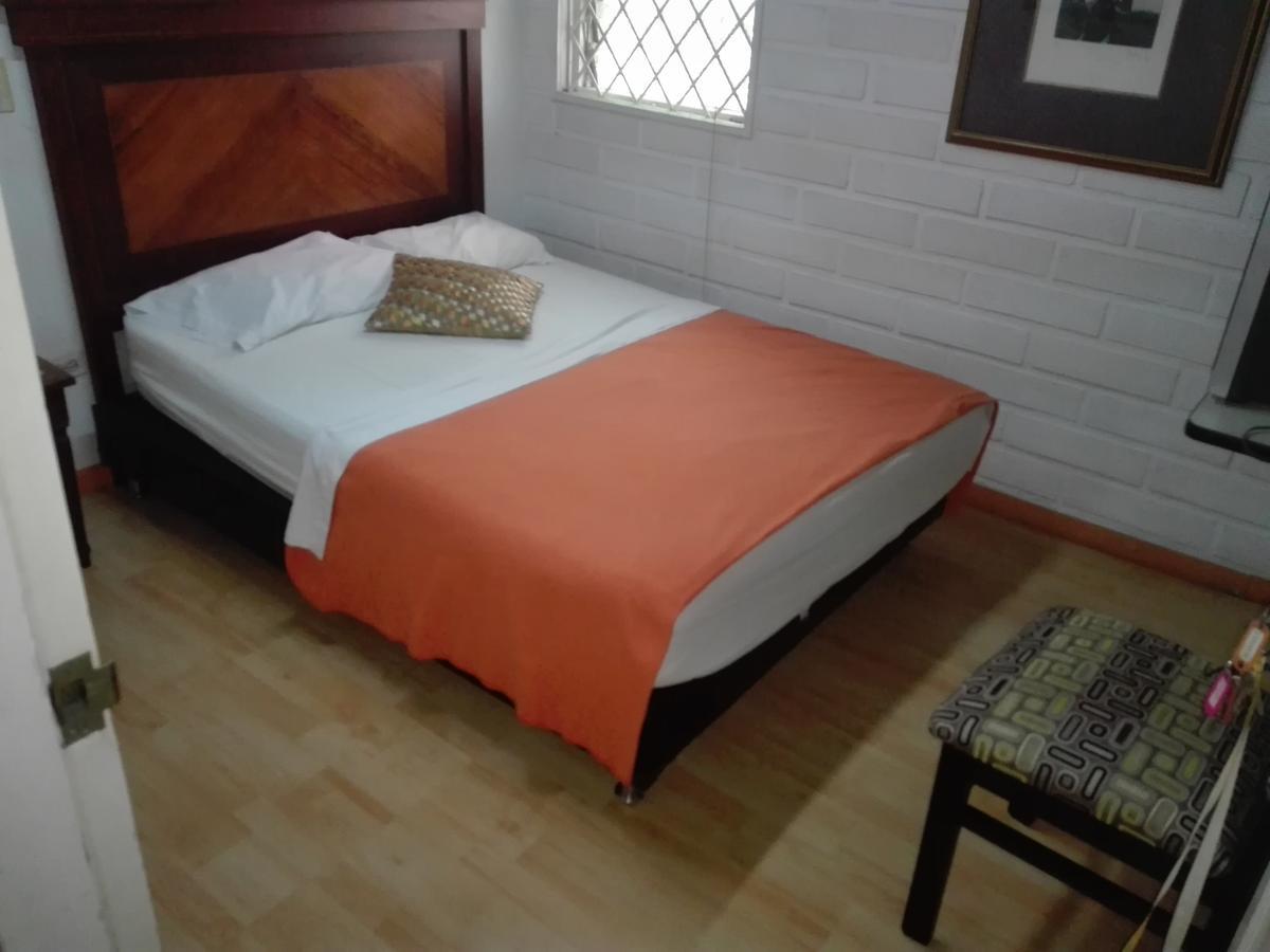 Spring City Hostel Medellin Exterior photo